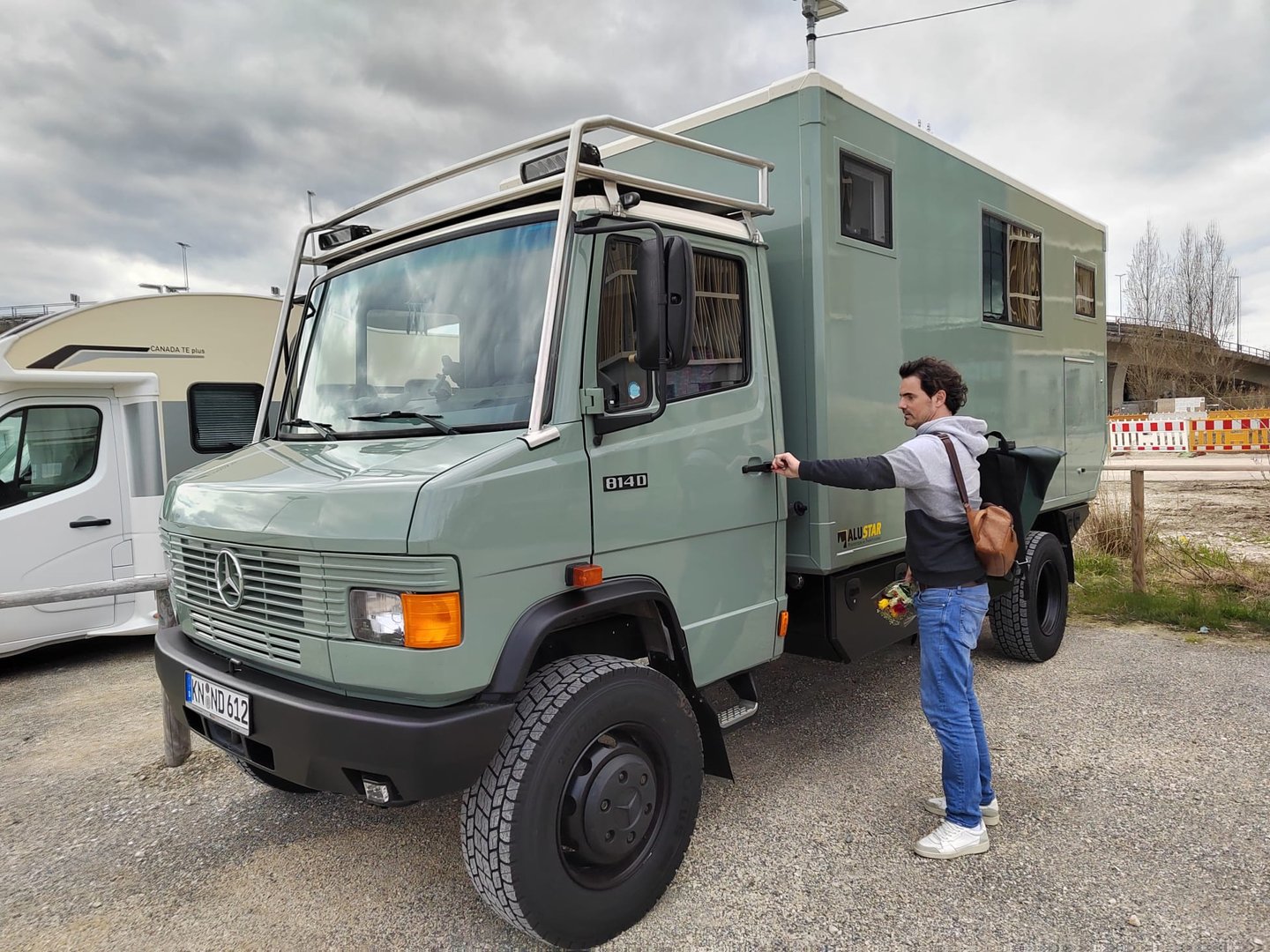 Mercedes 814DA Umbau: Vom Feuerwehrauto zum Weltreisemobil